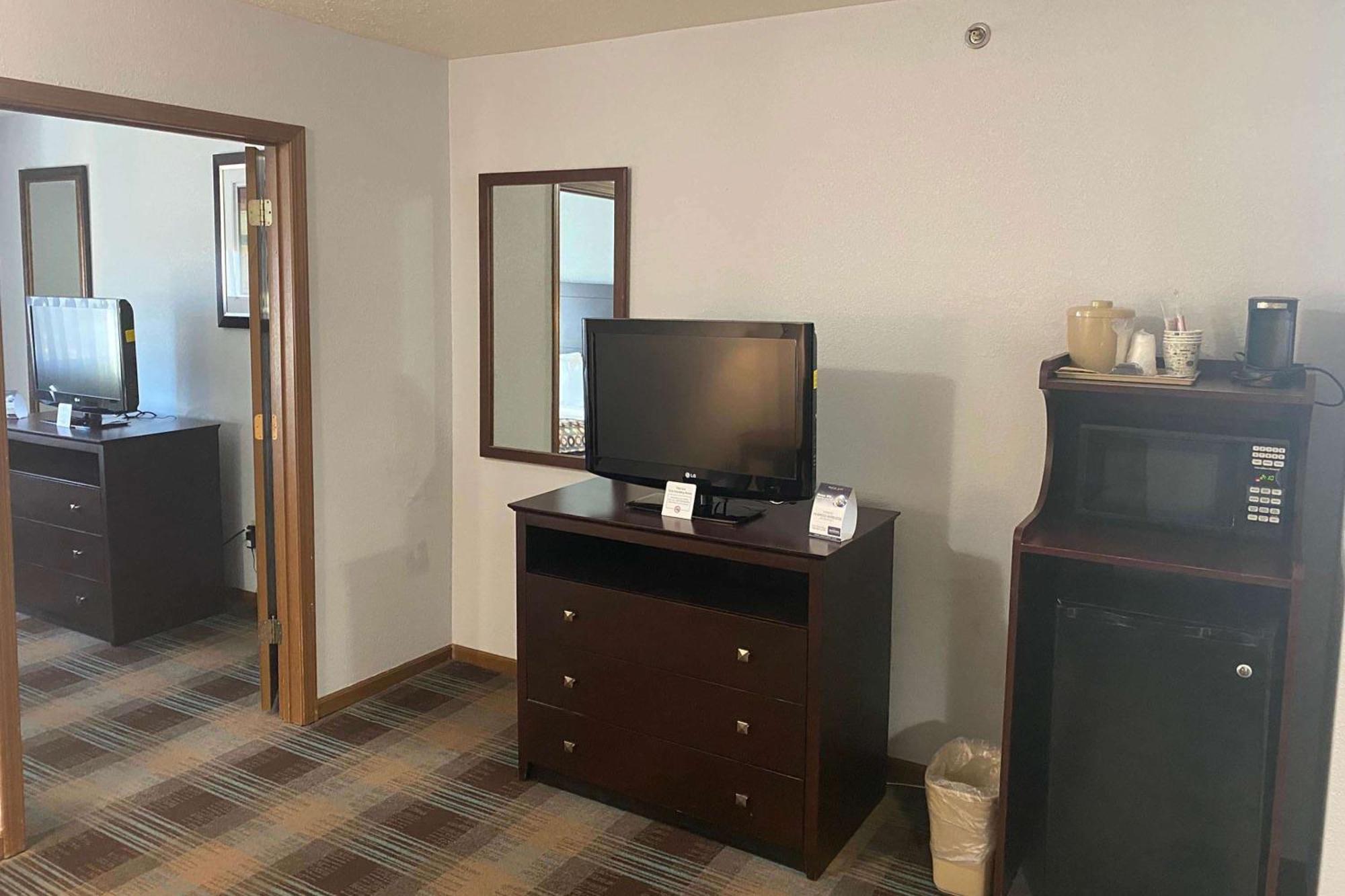 Baymont By Wyndham Danville Il Εξωτερικό φωτογραφία