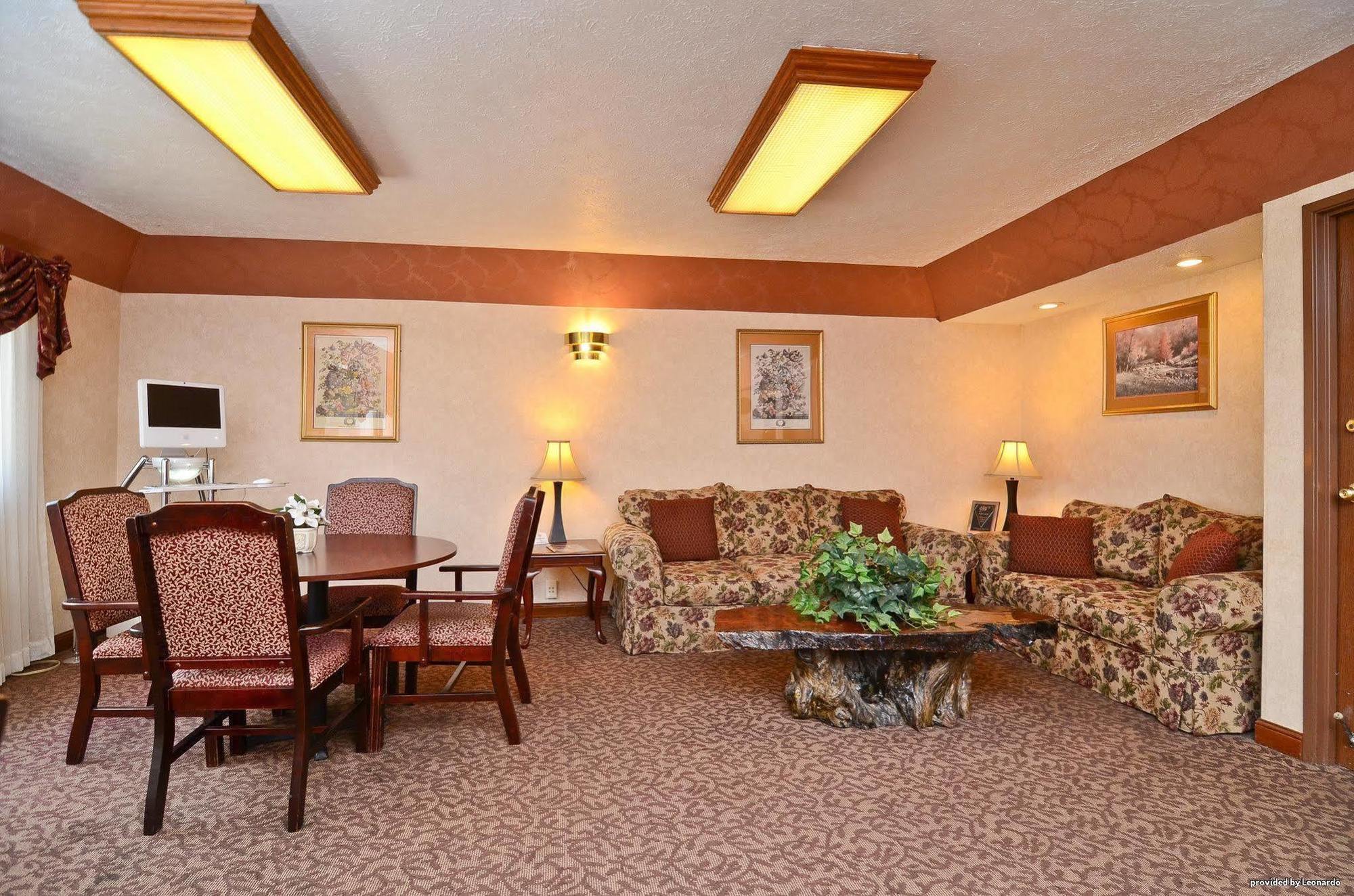 Baymont By Wyndham Danville Il Εξωτερικό φωτογραφία